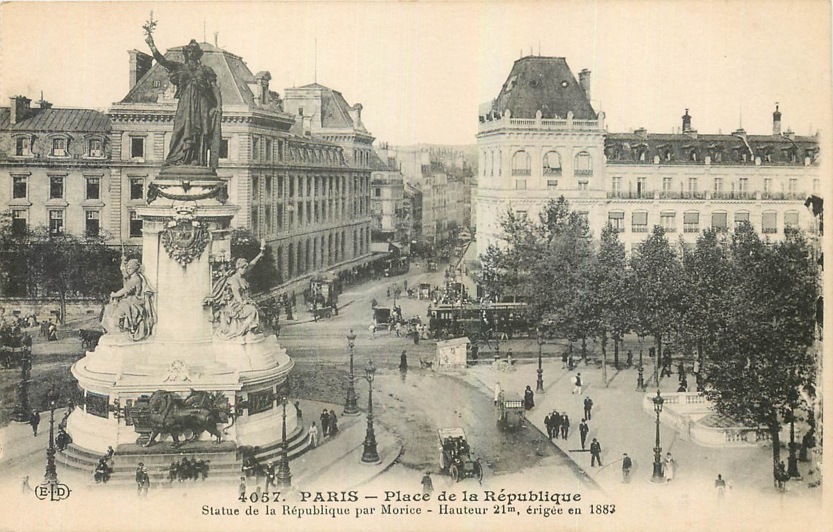 CPA Paris Place de la Republique Lion