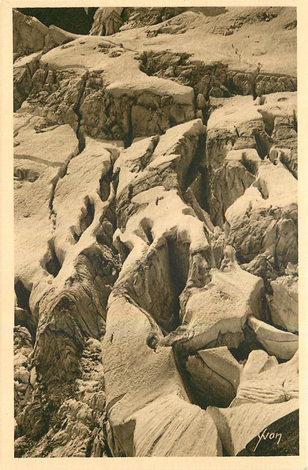 CPA La Douce France Massif du Mont Blanc Les Grandes Jorasses Crevasses du Clacier de Planpasiere 