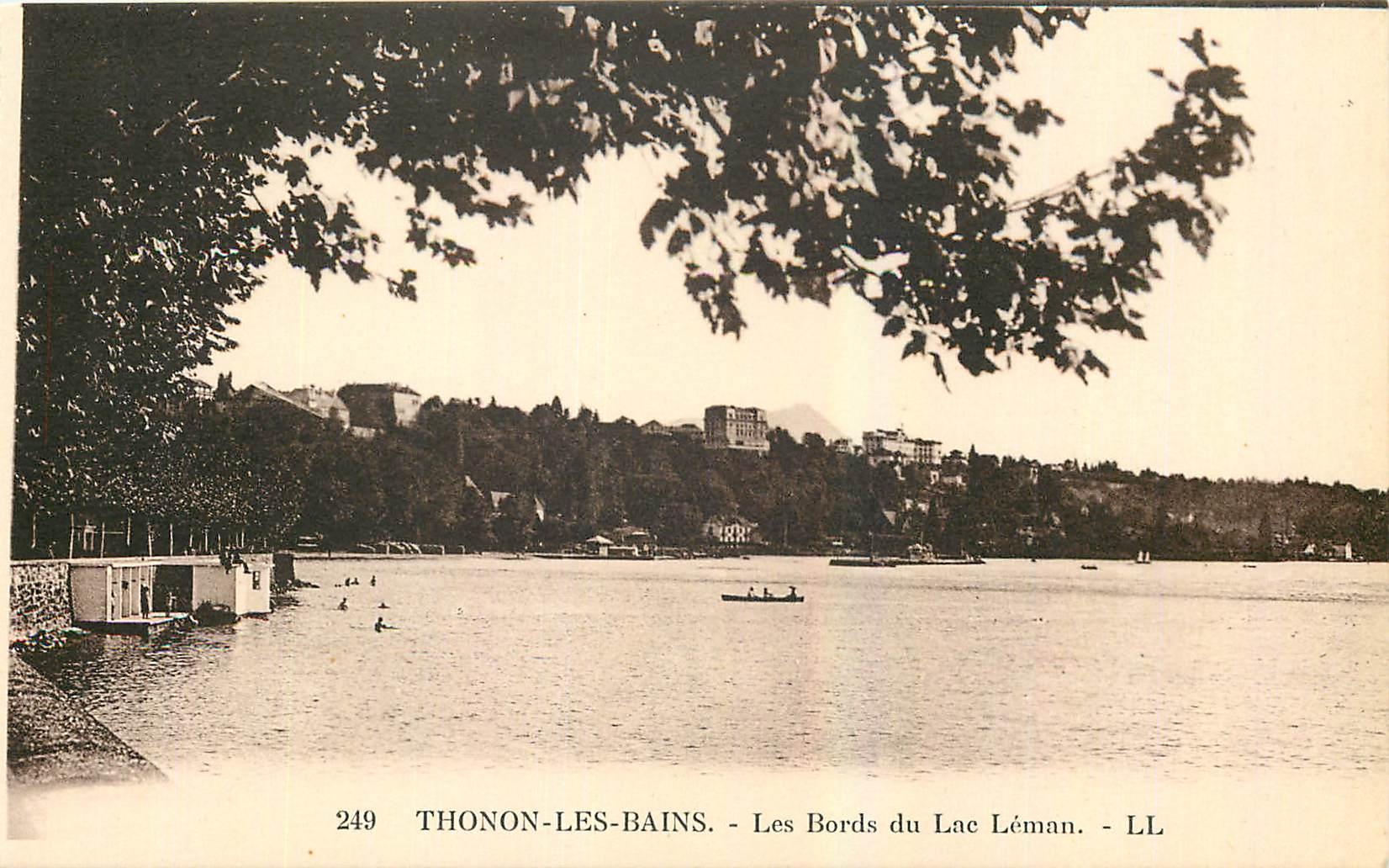 CPA Thonon les Bains Les Bords du Lac Leman 