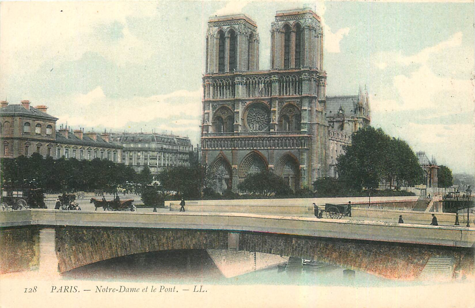 CPA Paris Notre Dame et le Pont 