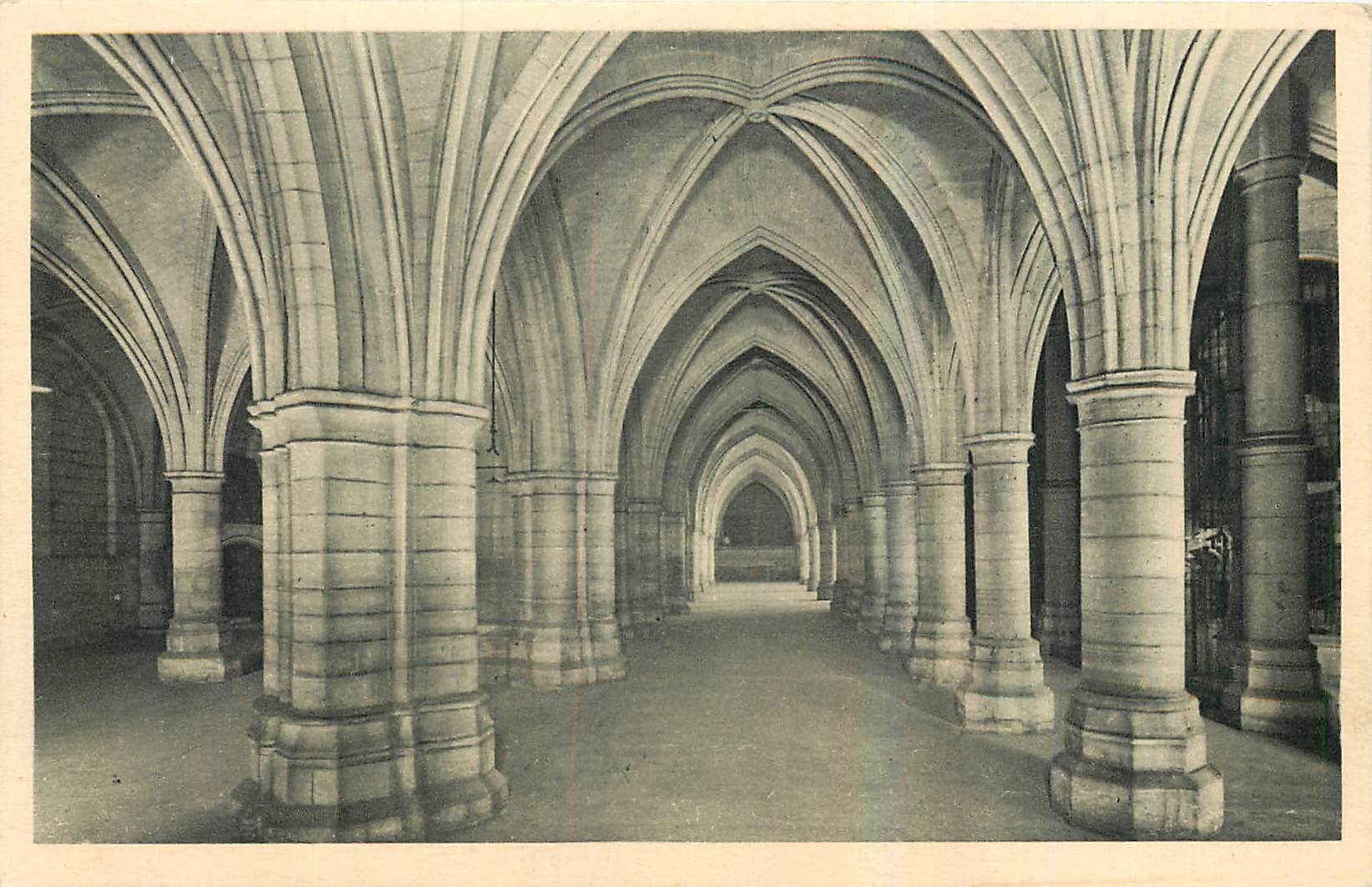 CPA Paris La Conciergerie du Palais La grande Salle basse 