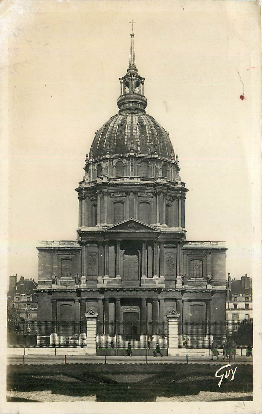 CPA Paris et ses Merveilles Les invalides 