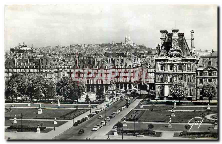 CPM Paris et ses Merveilles La butte Montmartre Vue du Palais du Louvre 