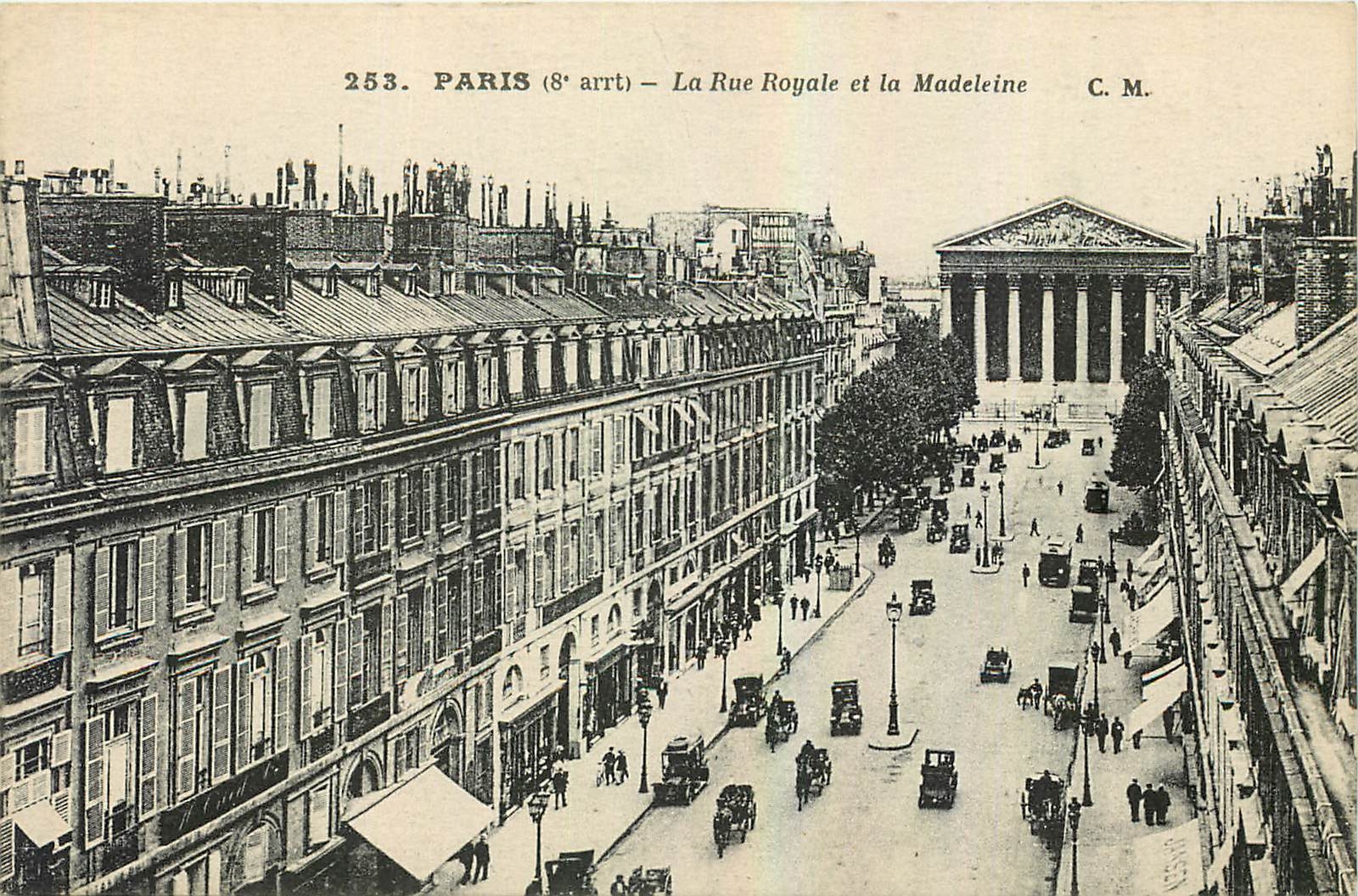CPA Paris La Rue Royale et la Madeleine 