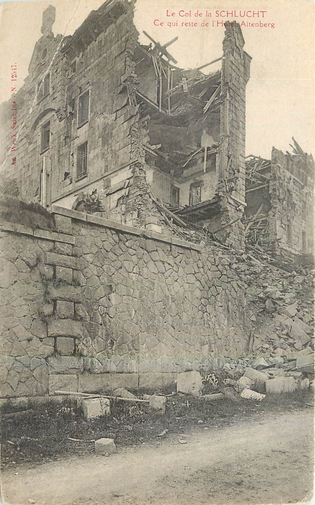 CPA Le Col de la Schlucht Ce qui reste de l'Hotel Altenberg Militaria