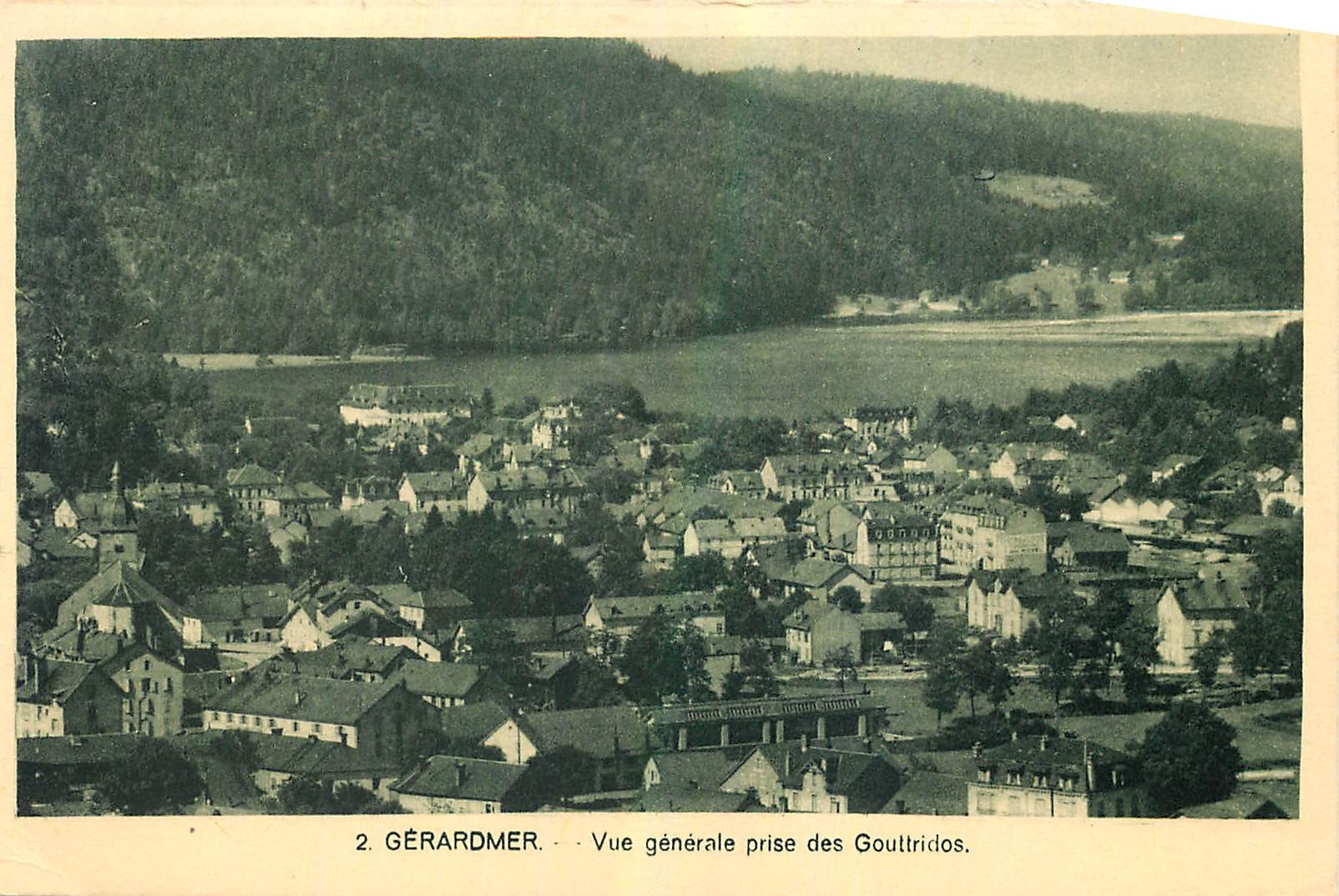 CPA Gerardmer Vue generale prise des Gouttridos 