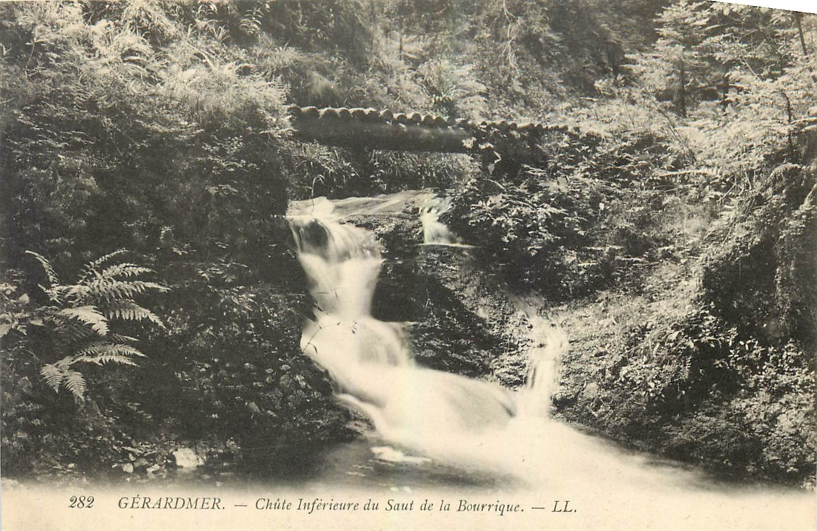 CPA Gerardmer Chute Inferieure du Saut de la Bourrique 