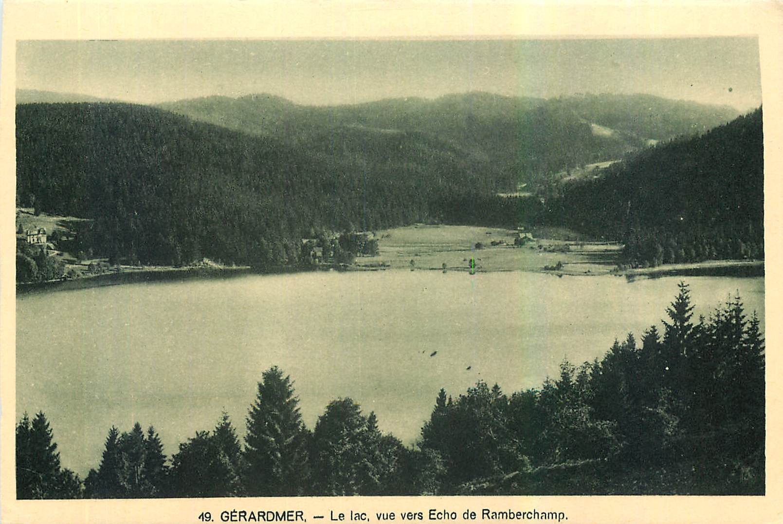 CPA Gerardmer Le Lac vue vers Eche de Remberchamp 