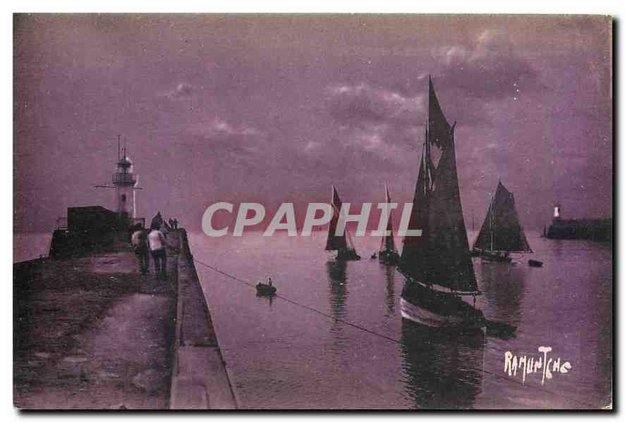 CPA Sortie du Port des Sables d'Olonne Bateaux