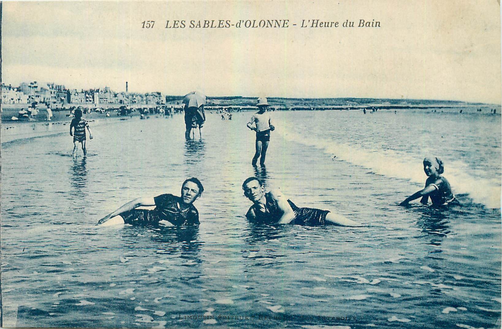 CPA Les Sables d'Olonne l'Heure du Bain 