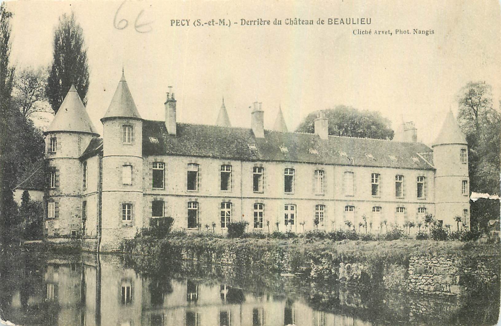 CPA Pecy S et M Derriere du Chateau de Beaulieu 