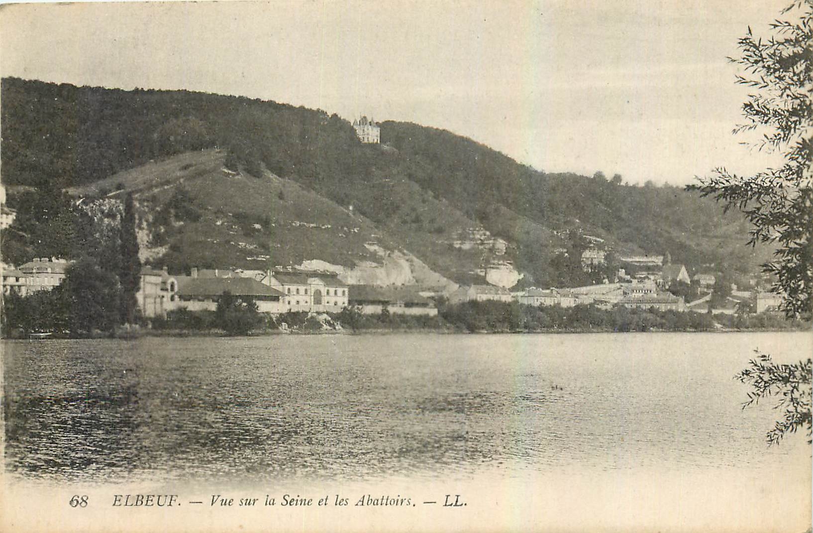 CPA Elbeuf Vue sur la Seine les Abattoirs 