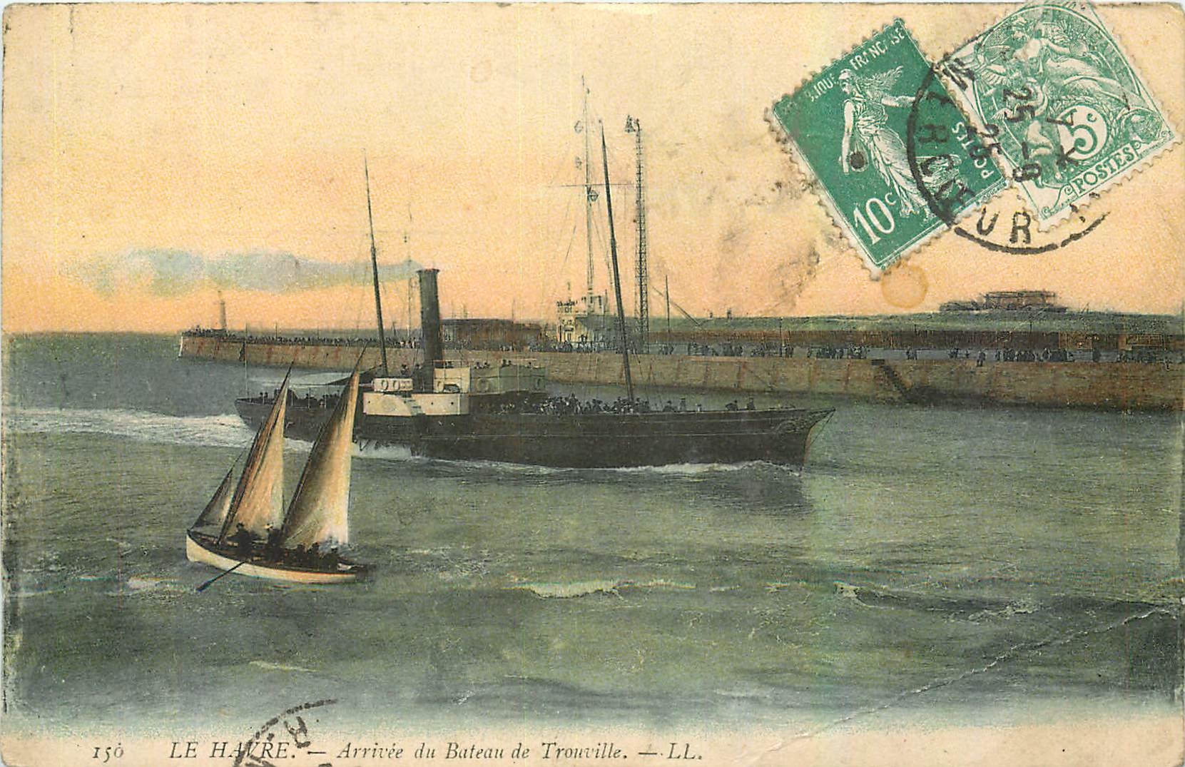 CPA Le Havre Arrivee du Bateau de Trouville 