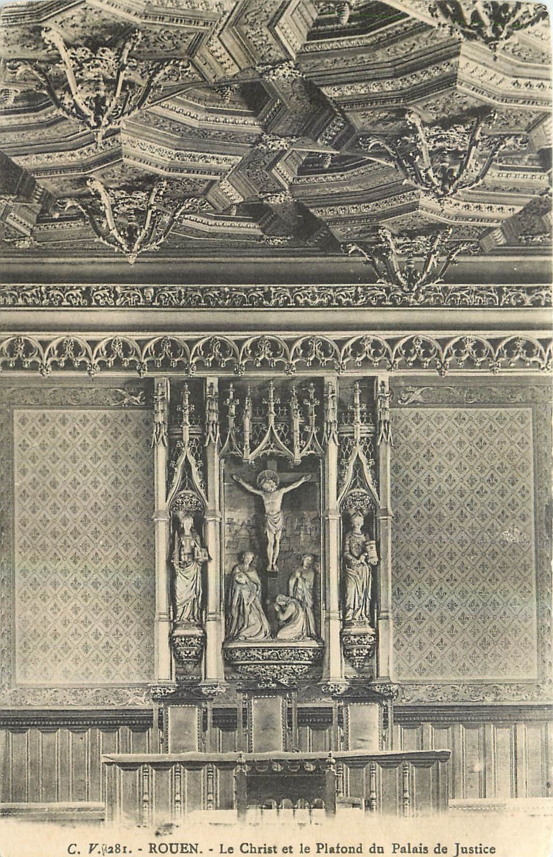 CPA Rouen Le Christ et le Platond du Palais de justice 