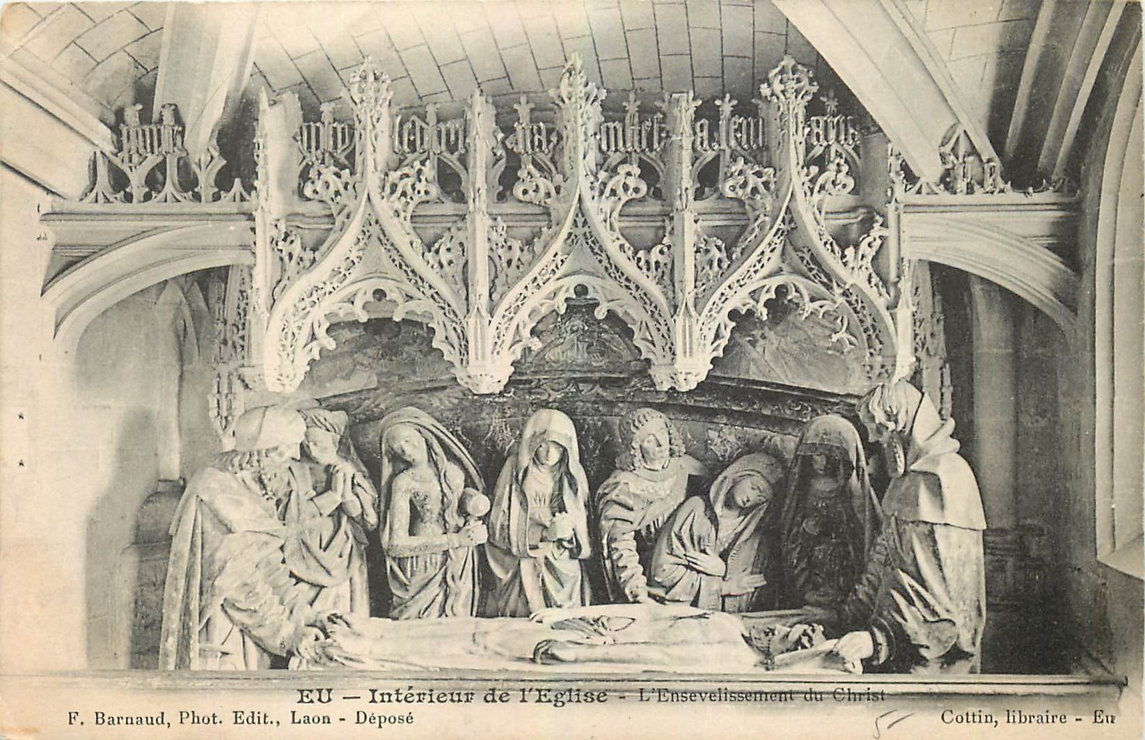 CPA EU Interieur de l'Eglise L'ensevelissement du Christ