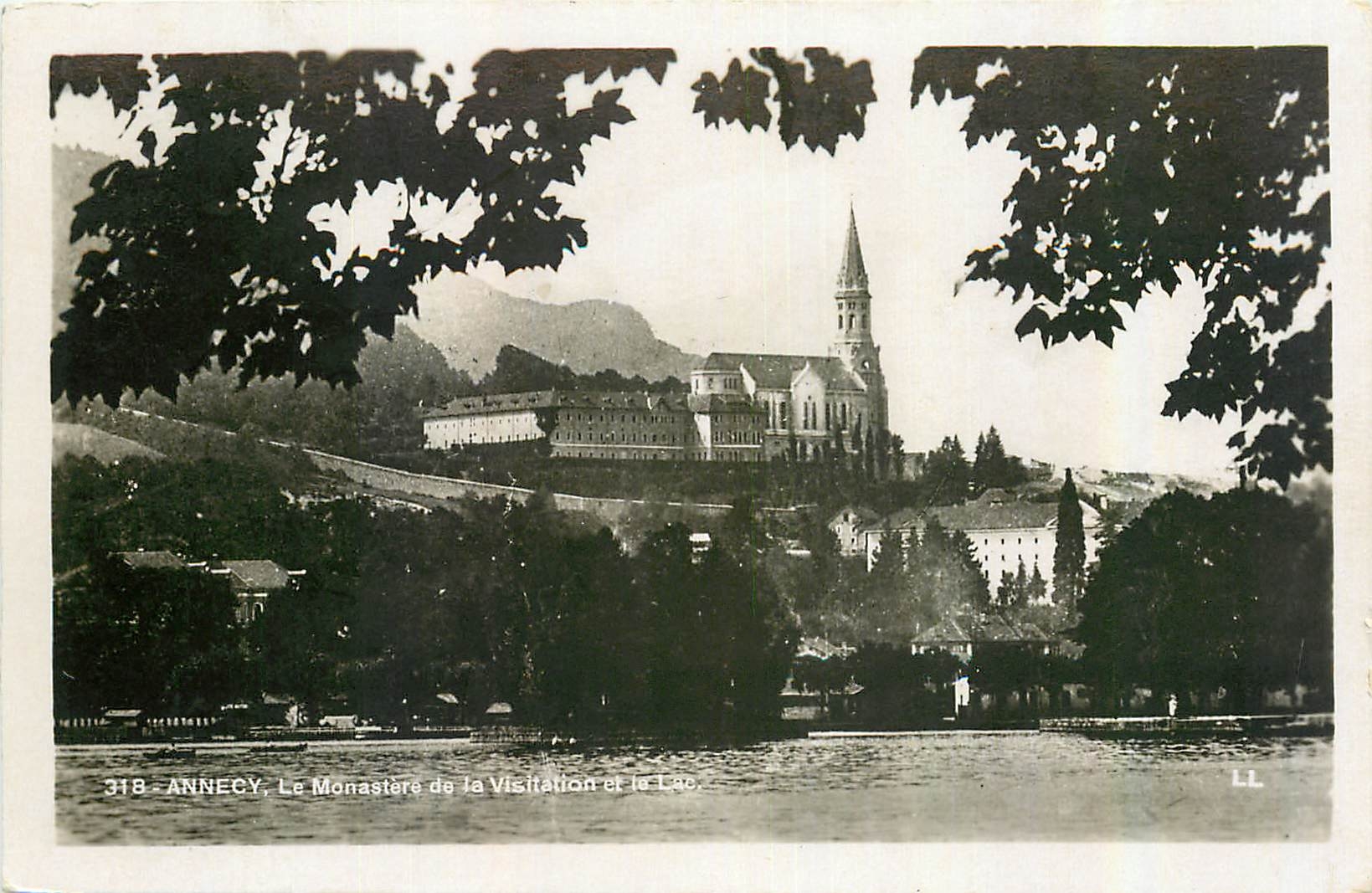 CPA Annecy Le Monastere de la Visitation et le Lac 