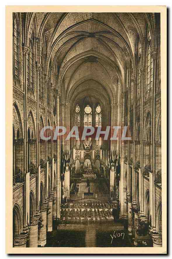 CPA Paris en flanant Notre Dame Interieur de la Cathedrale 