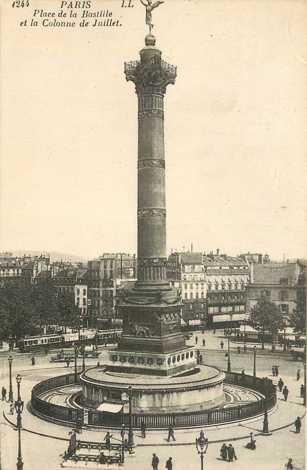CPA Paris Place de la Bastille et la Colonne de Juillet 