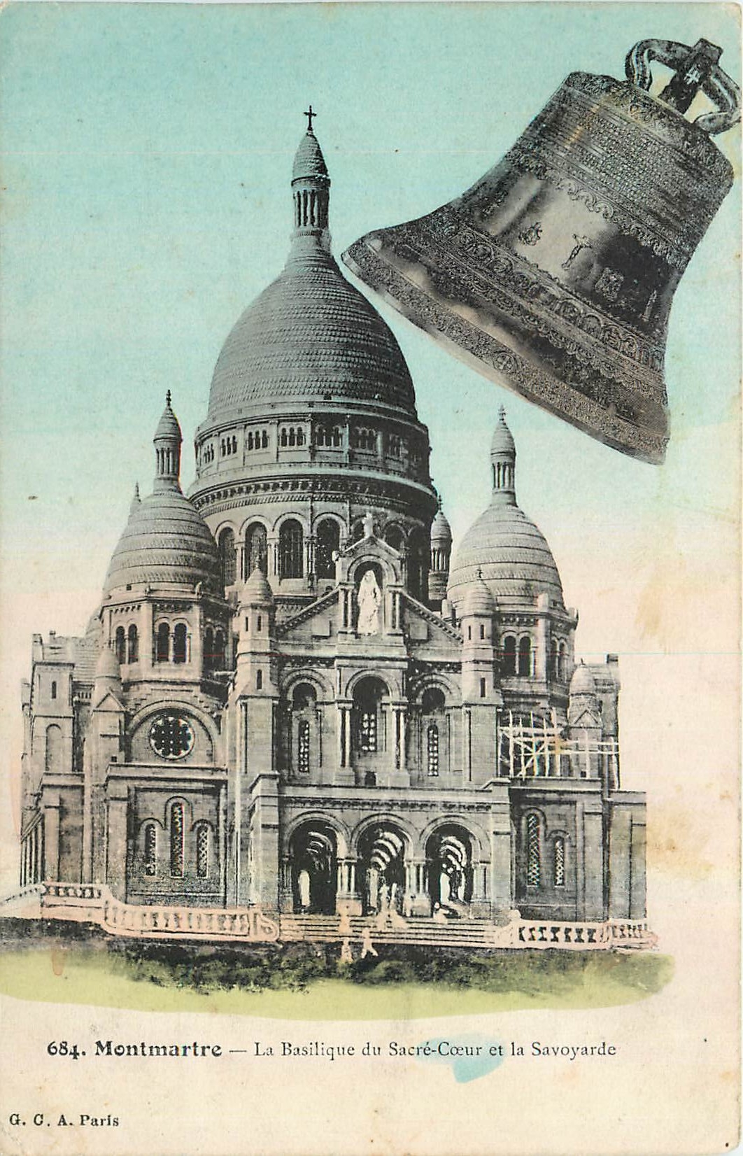 CPA Montmartre La Basilique du Sacre Coeur et la Savoyarde Paris Cloche