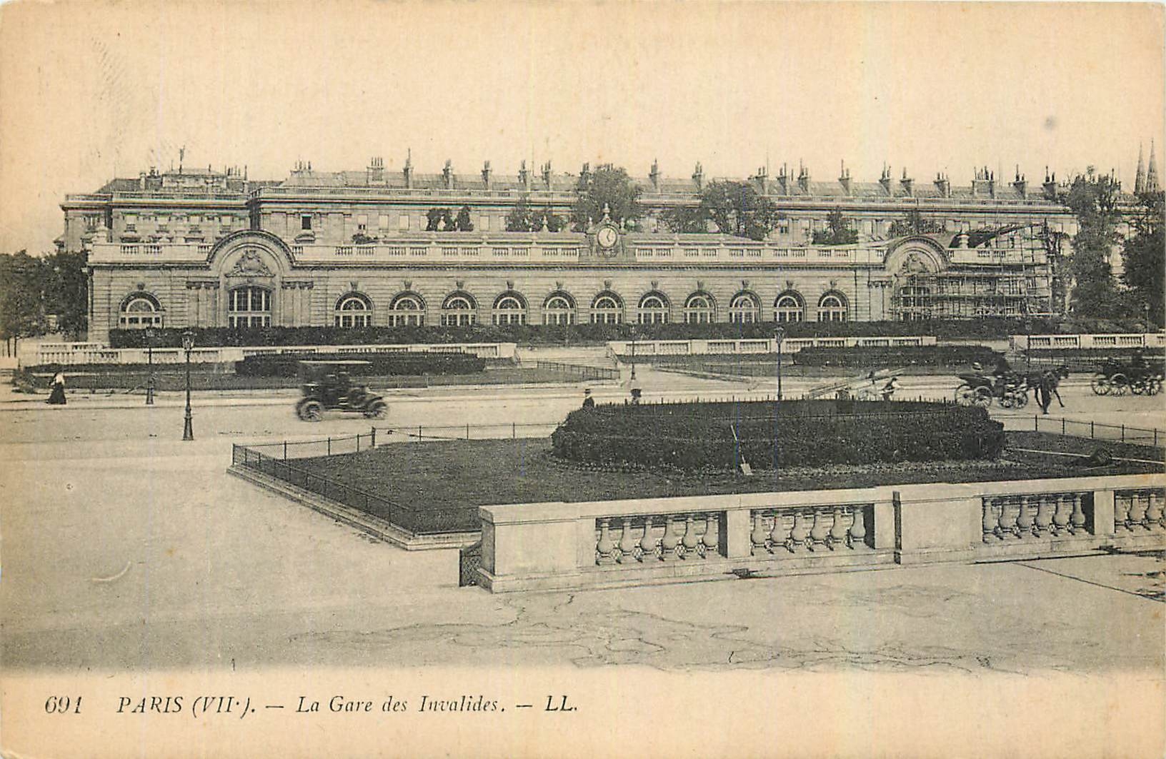 CPA Paris La Gare des Invalides 