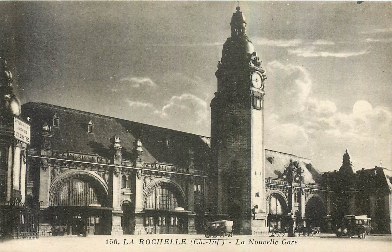 CPA La Rochelle Ch Inf La Nouvelle Gare 