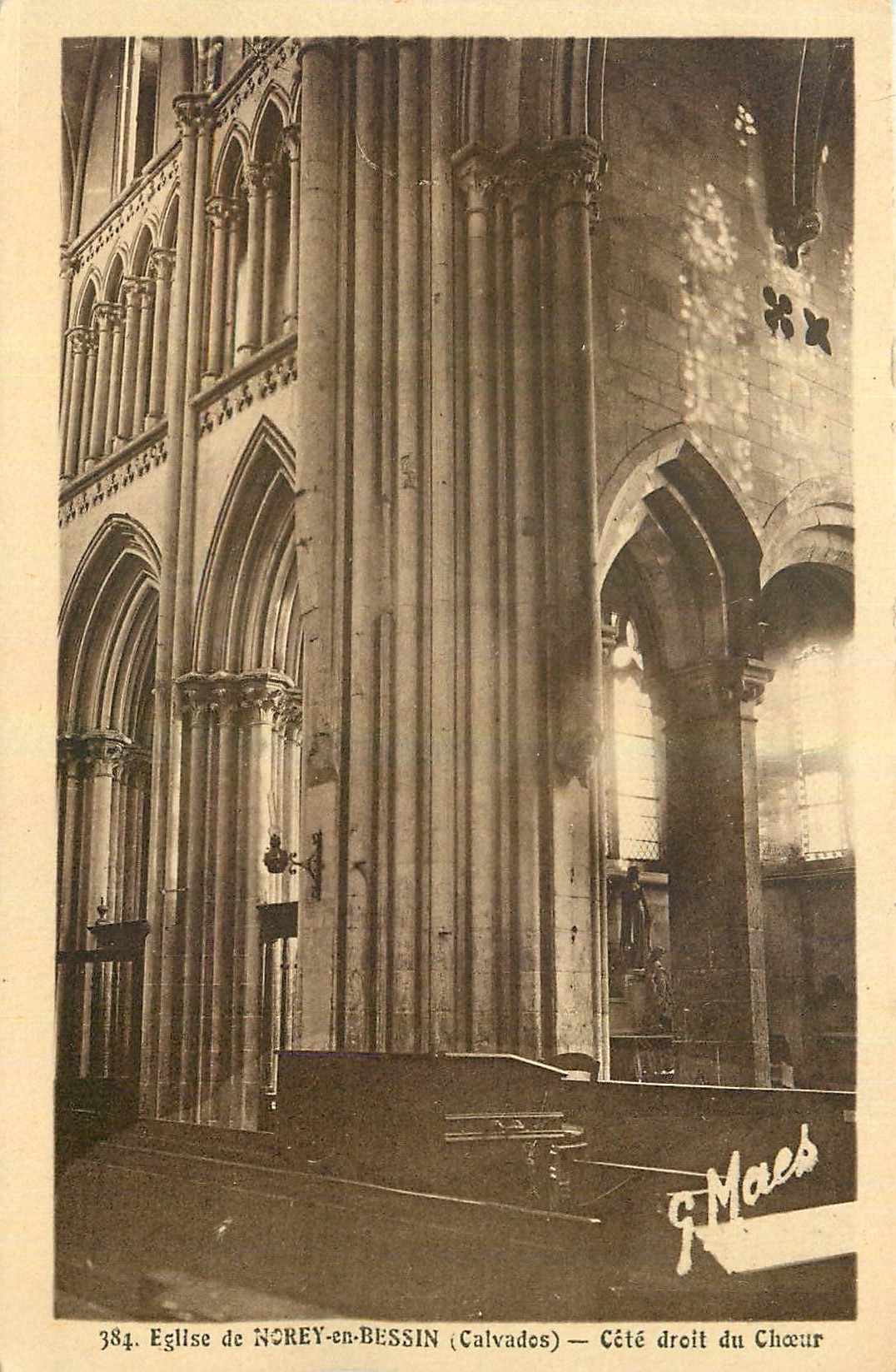 CPA Eglise de Norey en Bassin Calvados Cote droit du Choeur 