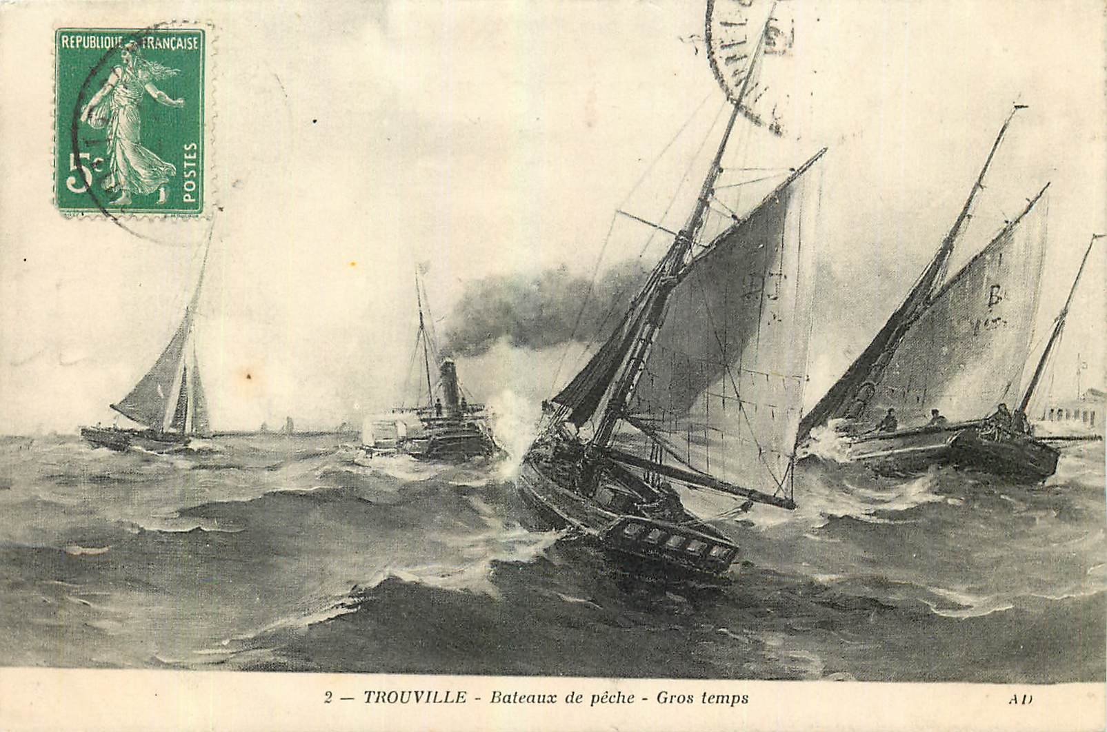 CPA Trouville Bateaux de Peche Gros temps 