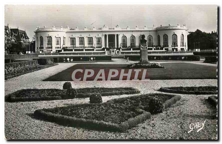 CPA Deauville Calvados La Plage Fleurie Le Casino 