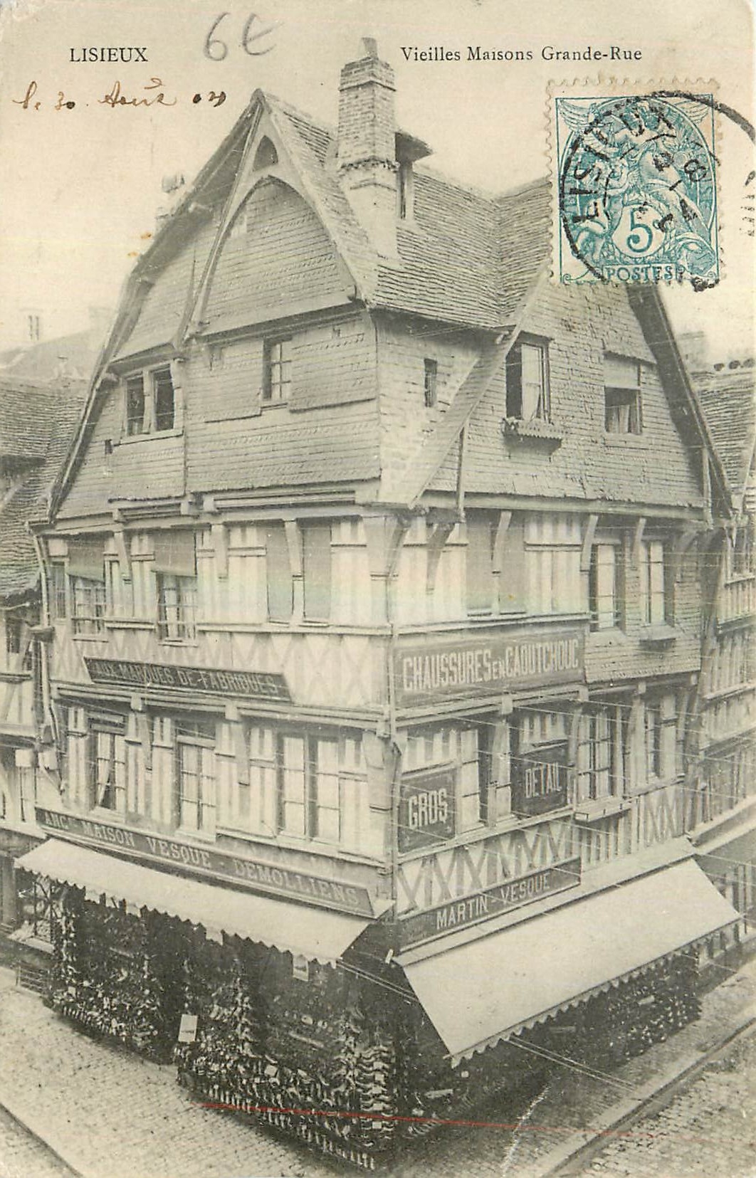 CPA Lisieux Vieilles Maisons Grande Rue 