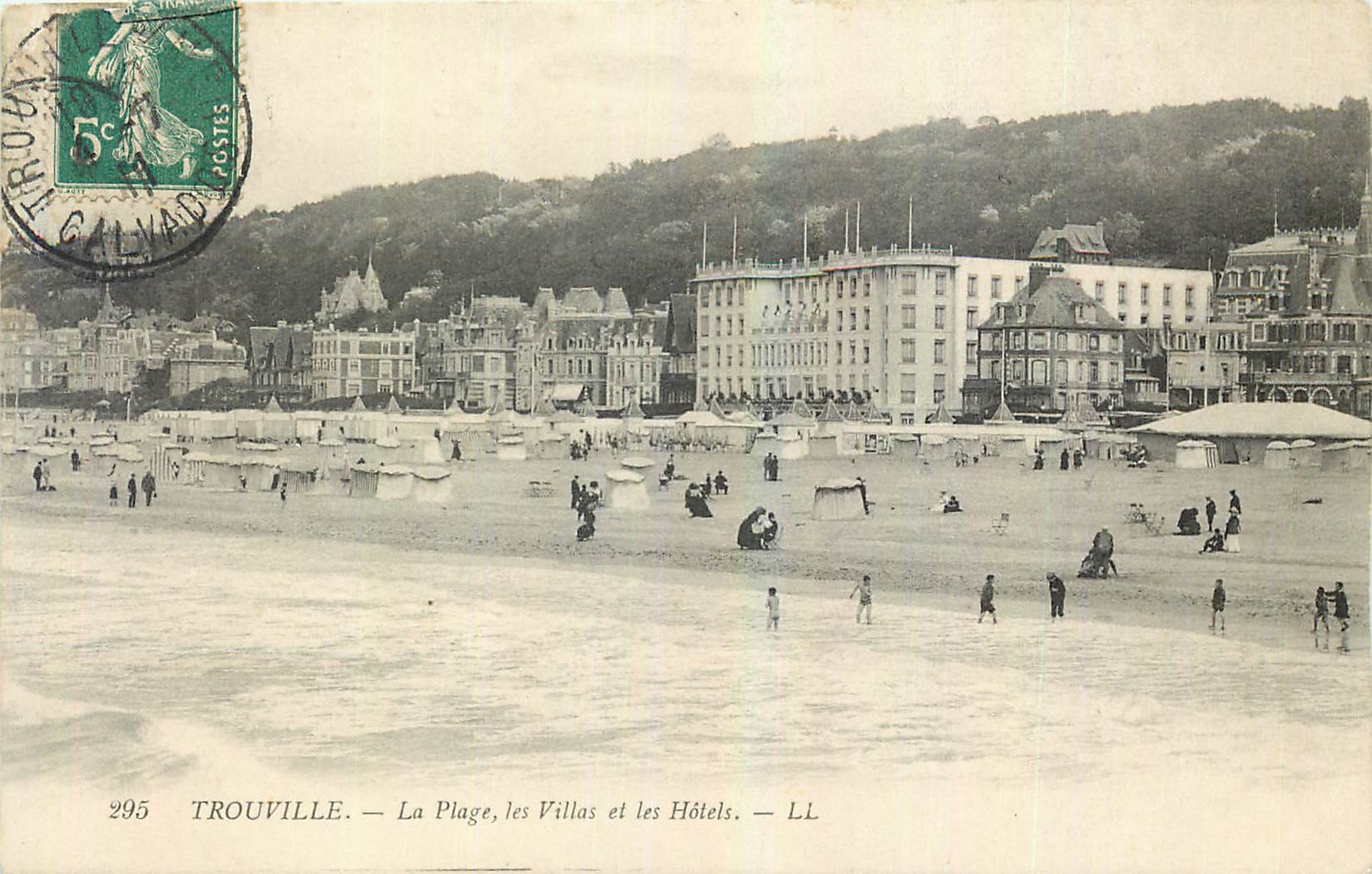 CPA Trouville La Plage les Villas et les Hotels 