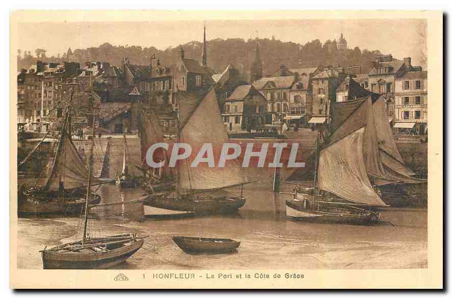 CPA Honfleur Le Port et la Cote de Grace Bateaux de peche