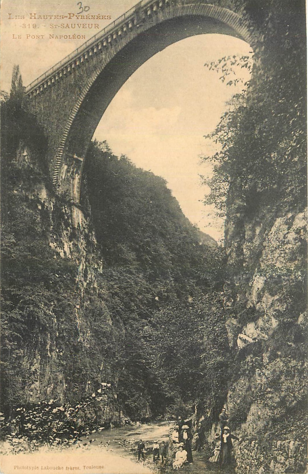 CPA Les Hautes Pyrenees St Sauveur Le Pont Napoleon 