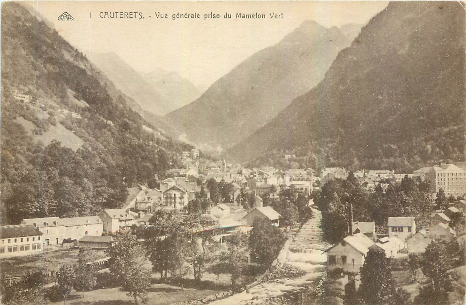 CPA Cauterets Vue generale prise du Mamelon Vert 