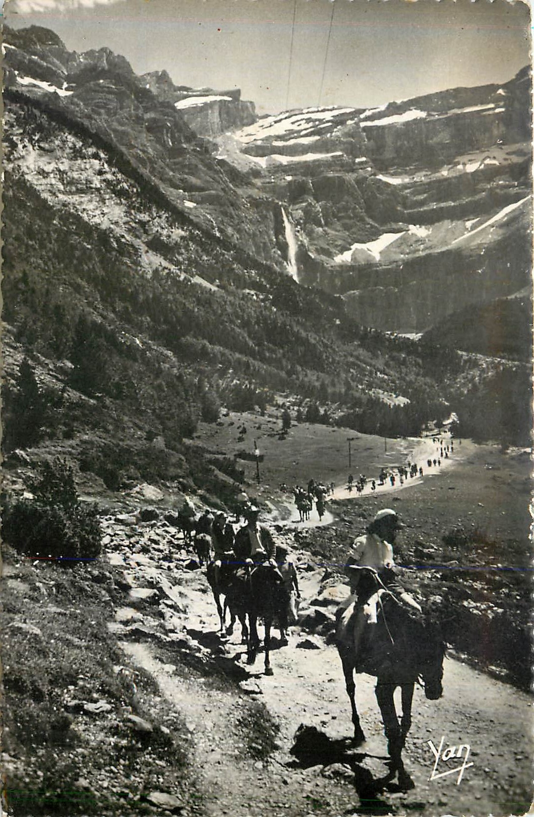 CPA Gavarnie Retour du Cirque 