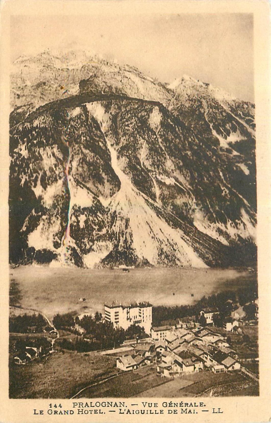 CPA Pralognan Vue generale Le Grand Hotel L'aiguille de Mai