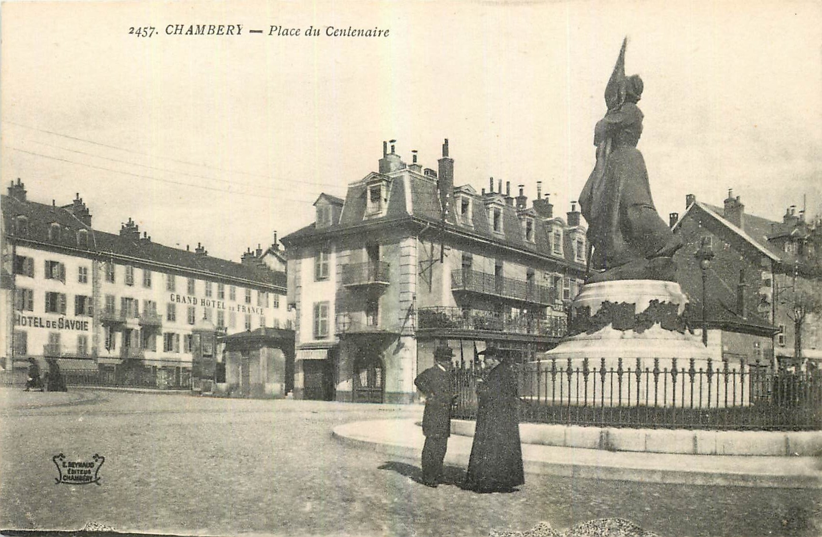 CPA Chambery Place du Centenaire Hotel de Savoie
