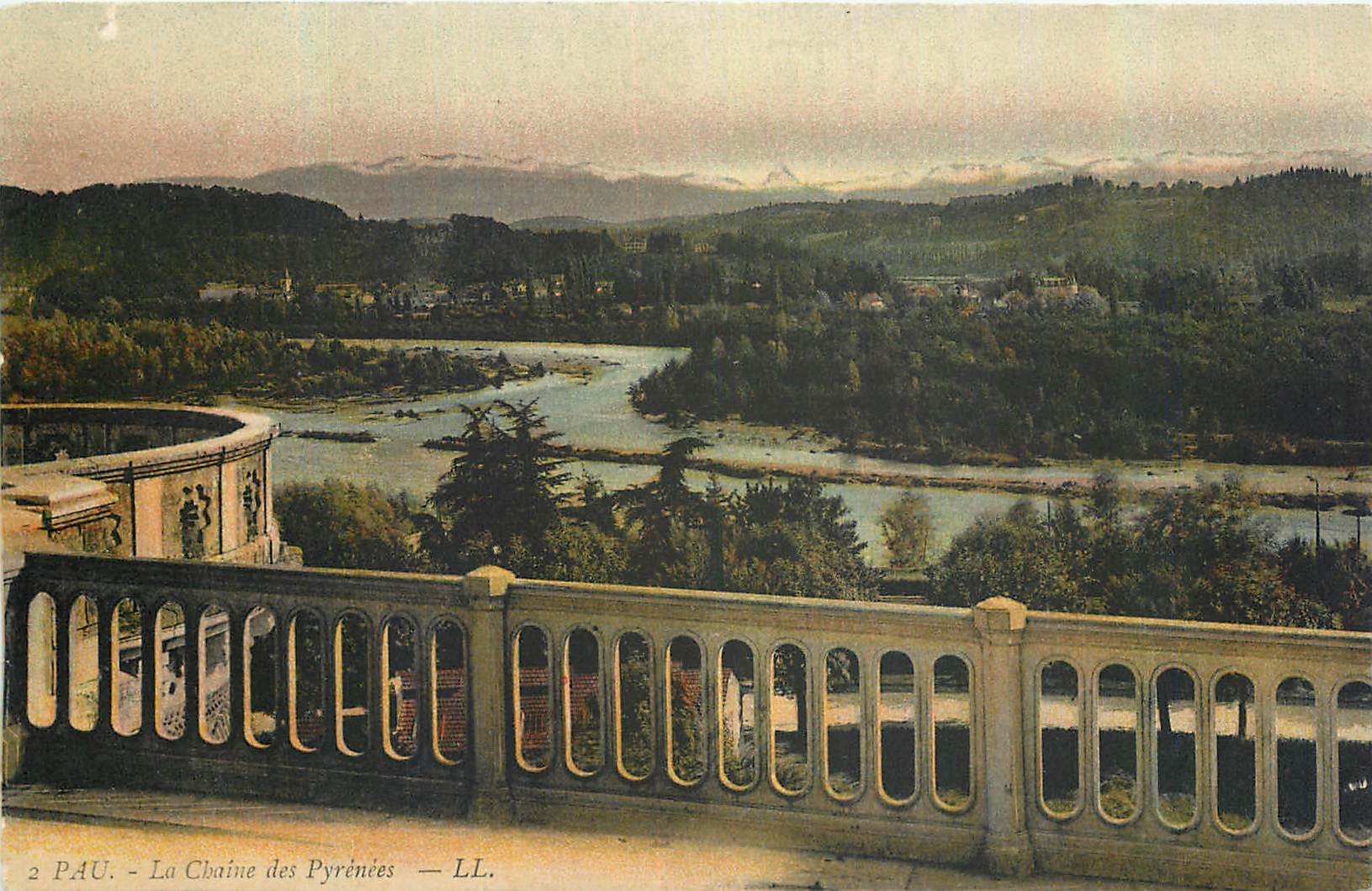 CPA Pau La Chaine des Pyrenees 