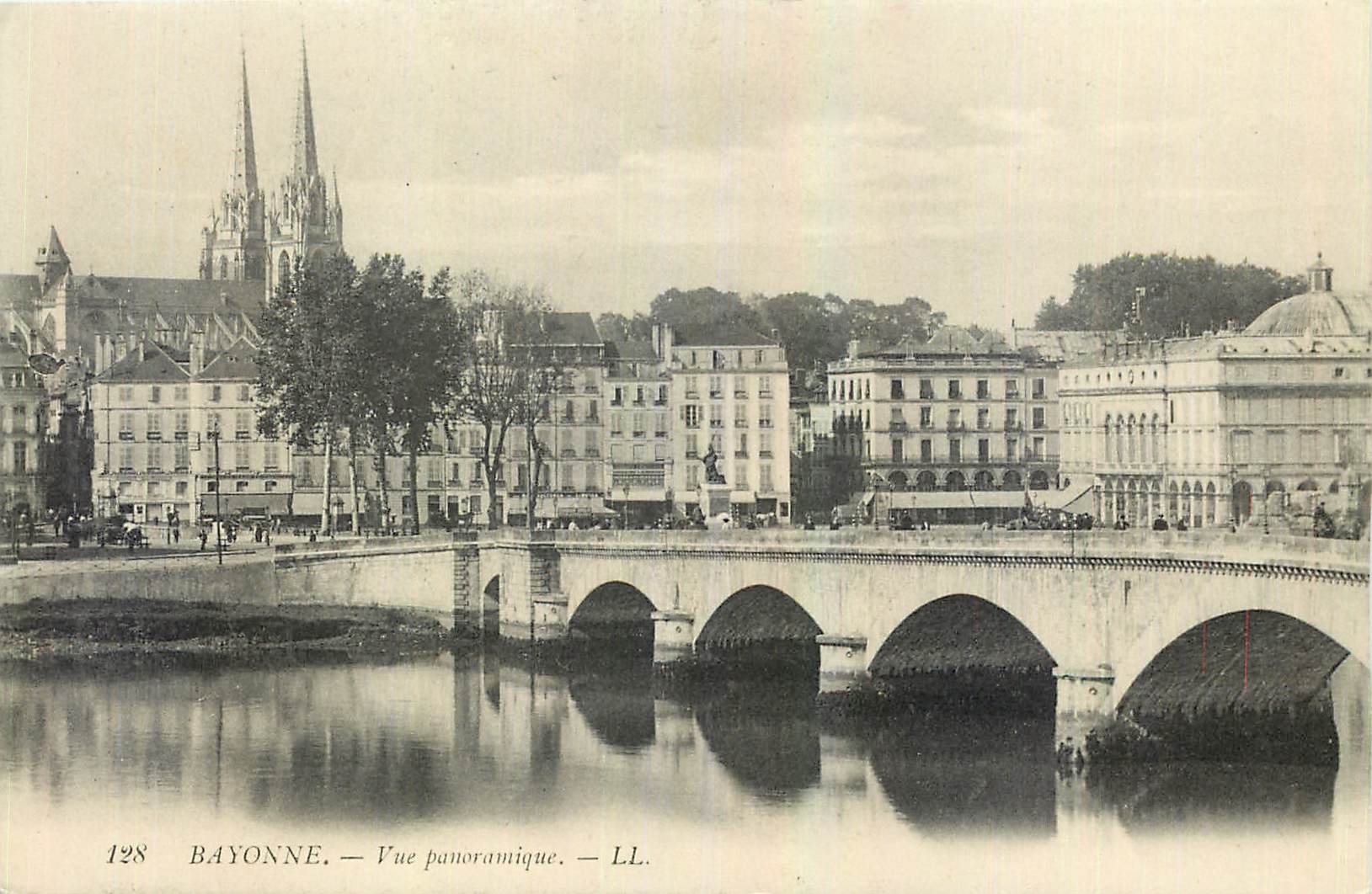 CPA Bayonne Vue panoramique 