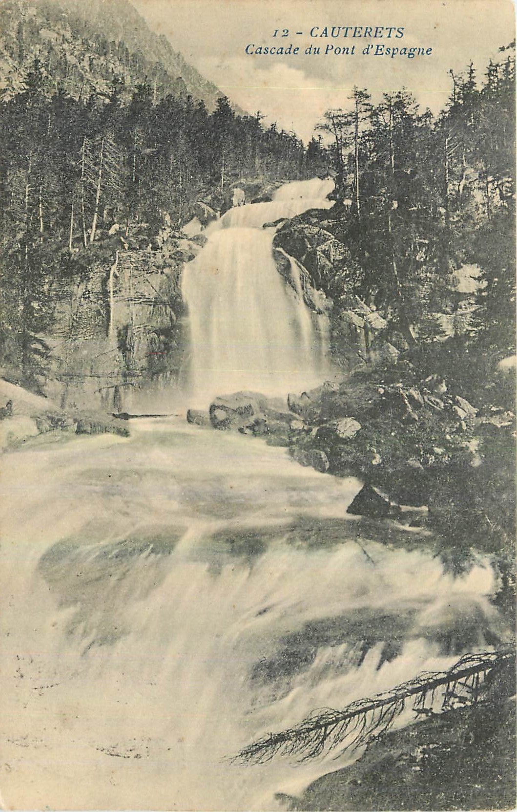 CPA Cauterets Cascade du Pont d'Espagne 
