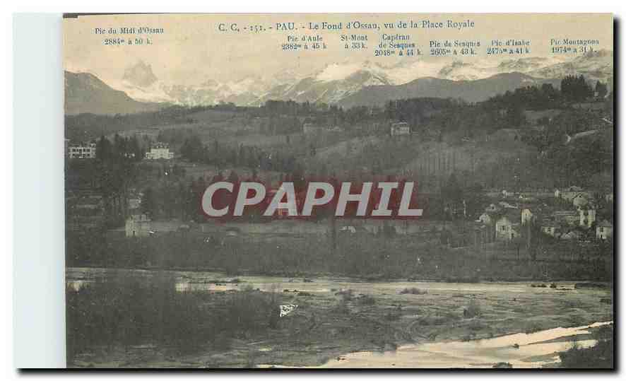 CPA Pau Le Fond d'Ossau vu de la Place Royale 
