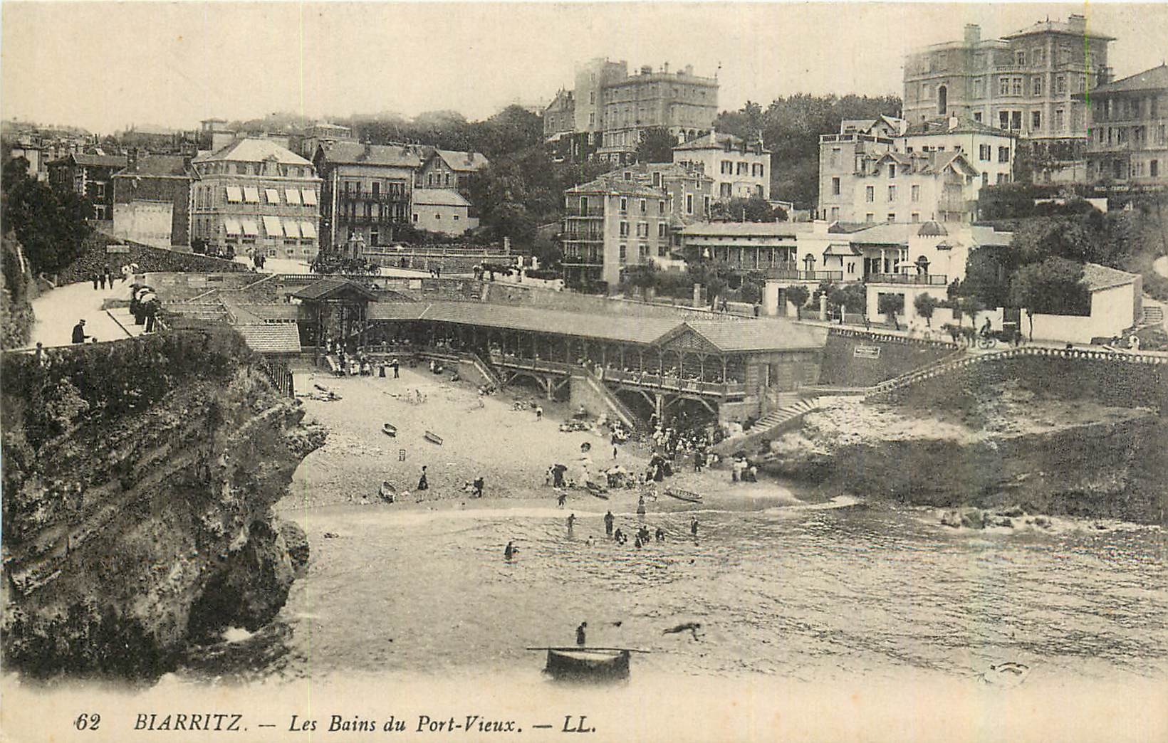 CPA Biarritz les Bains du Port Vieux 
