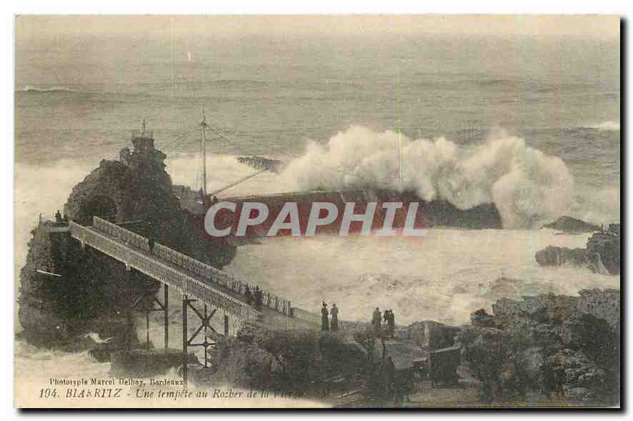 Blackritz — Une tempête au Rozher de la Périgue — Phototypie Marcel Delhay, Bardeaux
