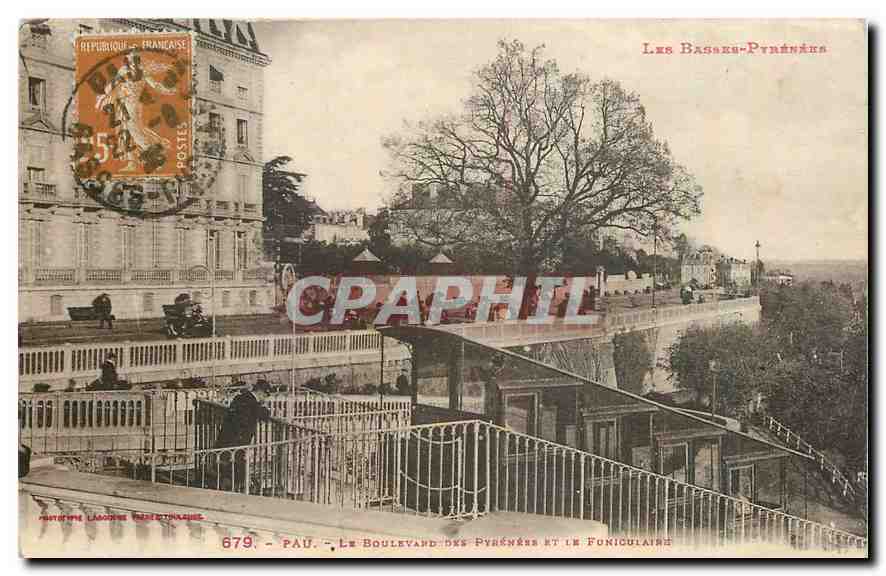 CPA Les Basees Pyrenees Pau le Boulevard des Pyrenees et le Funiculaire 