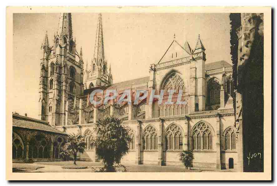 CPA Bayonne Basses Pyrenees Cathedrale Sainte Marie Facade Sud 