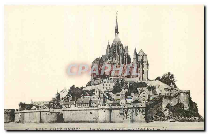 Mont Saint-Michel — Les Ramparts et l'Abbaye (Côté Est) — CPAPHIL