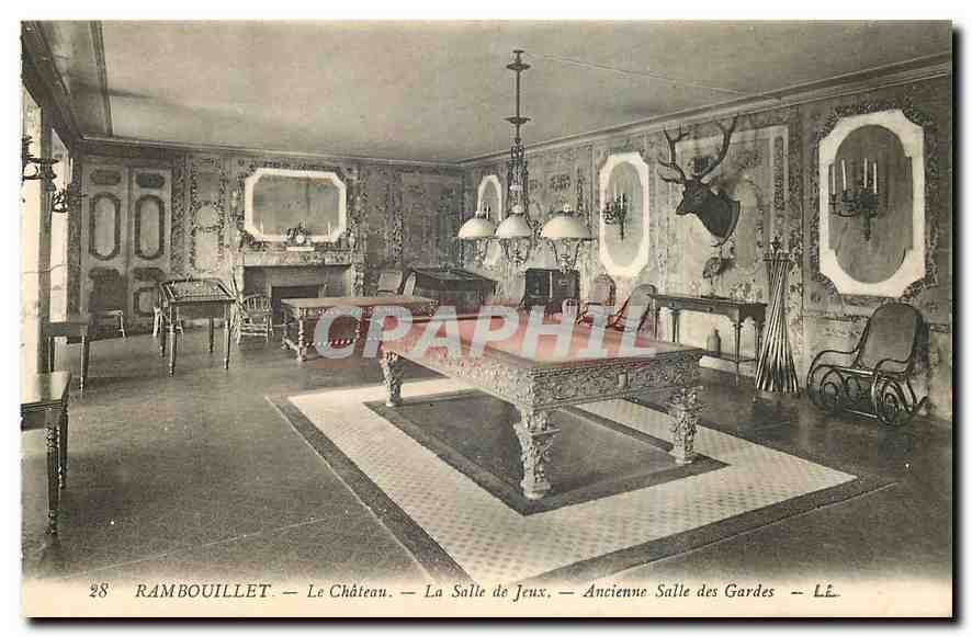 CPA Rambouillet Le Chateau La Salle de Jeux Ancienne Salle des Gardes Billard