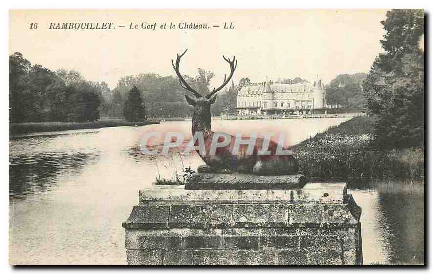 CPA Rambouillet Le Cerf et le Chateau 