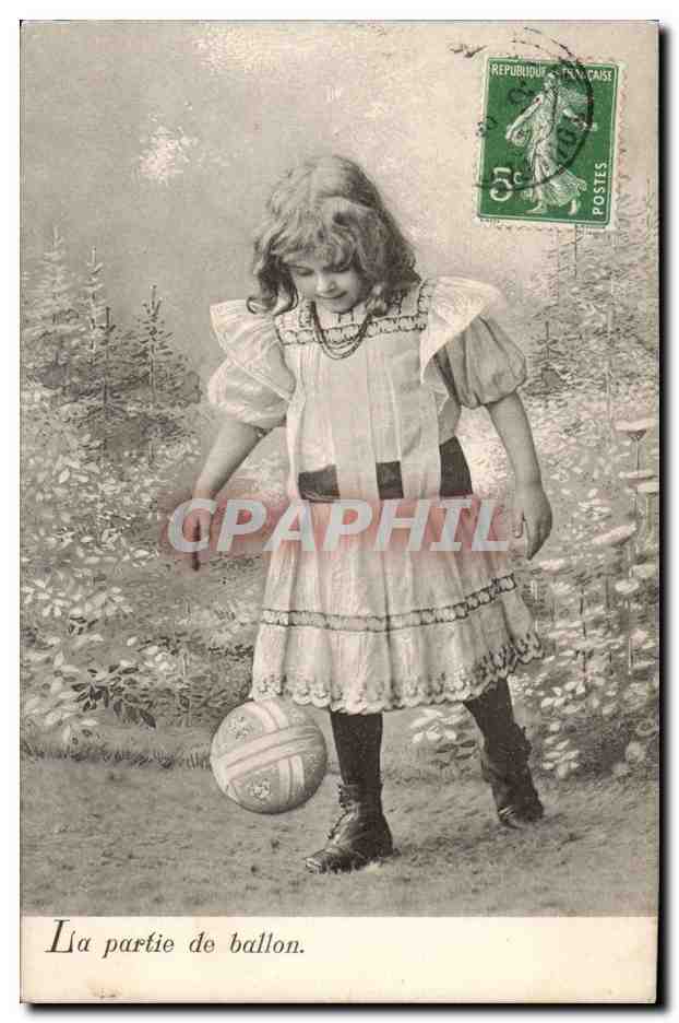 Fantaisie CPA Enfant La partie de ballon