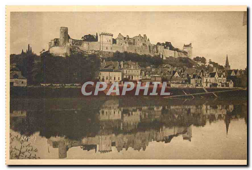 CPA La Douce France Chateaux de la Loire Chateau de Chinon 