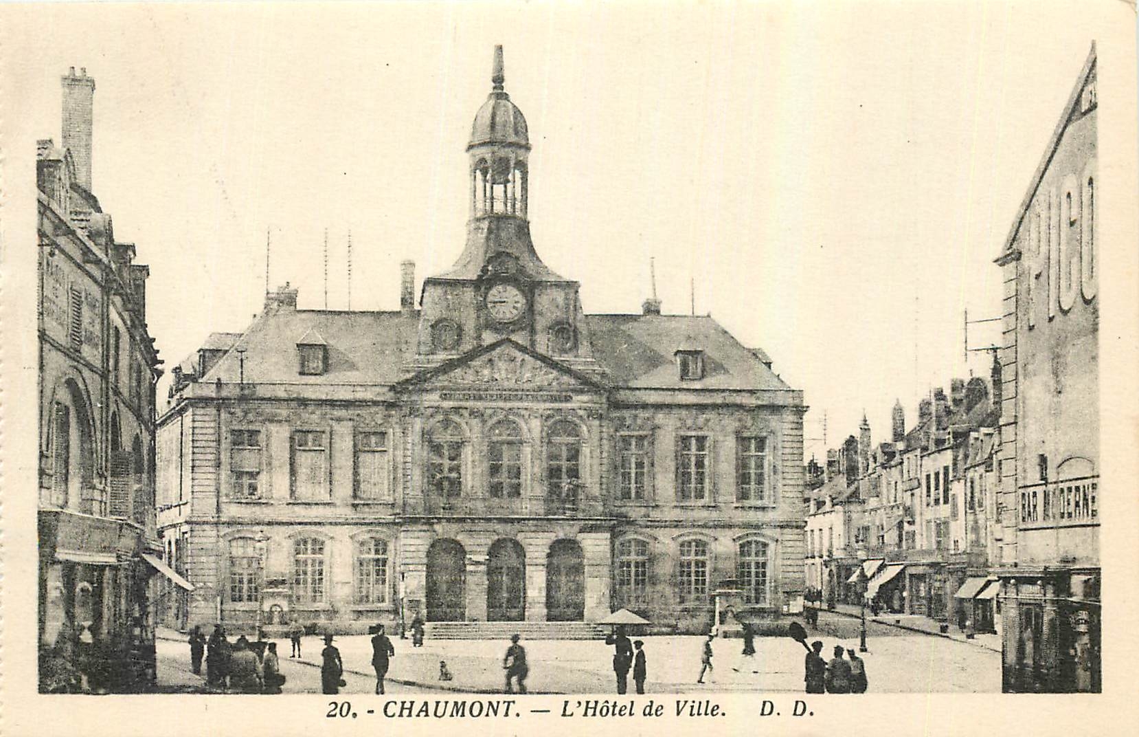 CPA Chaumont l'Hotel de Ville 